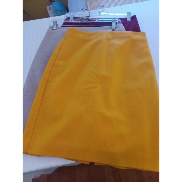 J. Crew The Pencil Skirt mustard gold wool 0 lined classic minimalist office - Picture 1 of 11